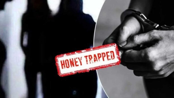 Moral principles and blackmailing