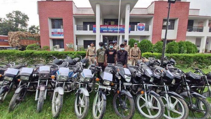 Three miscreants of vehicle theft gang arrested