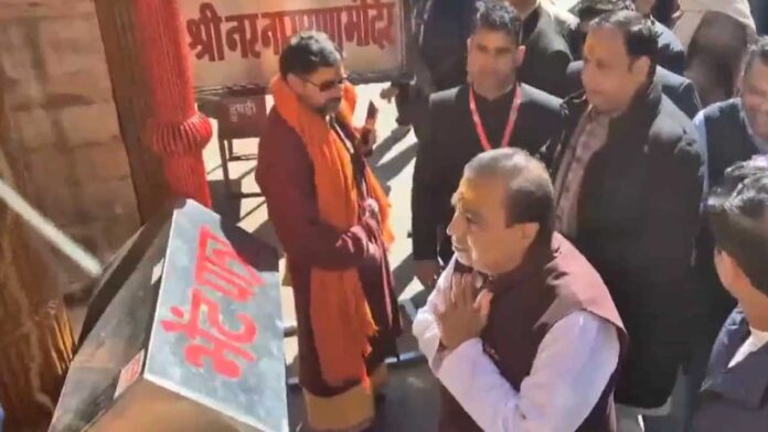 Industrialist Mukesh Ambani visited Badri Vishal