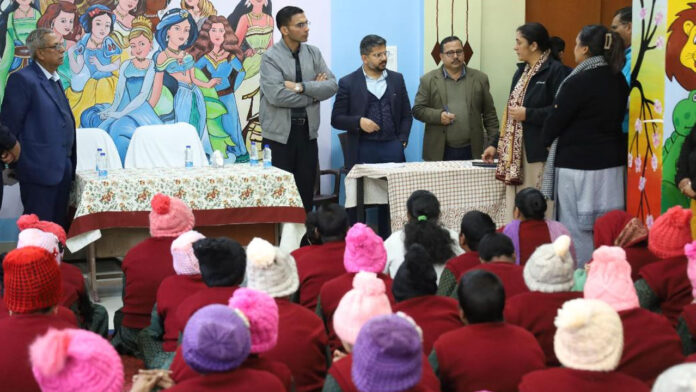 Savin-Bansal DM did a surprise inspection of the children's home