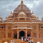 अक्षरधाम मंदिर हमला मामले में गिरफ्तार तीन अन्य लोग भी बाइज्ज़त बरी Three others acquitted in Akshardham temple attack case