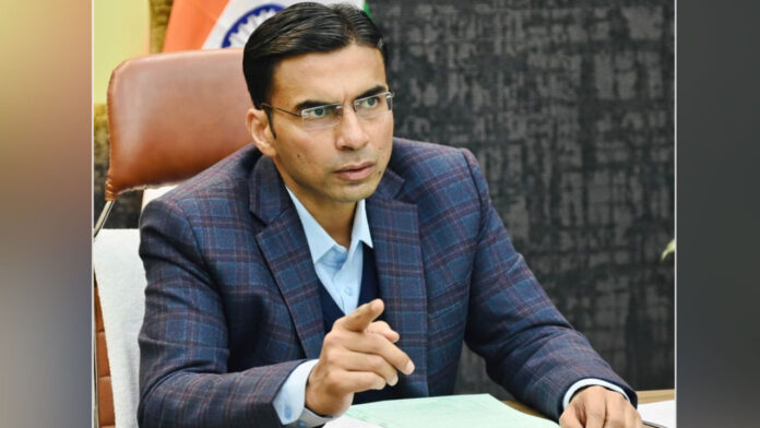 DM-Savin-bansal Divyakant Lakhera has been banished from district