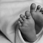 कलयुगी मां ने की 22 दिन की बच्ची की गला घोंटकर हत्या Mother strangles 22 day old girl to death