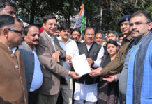 कांग्रेसियों ने किया पुलिस मुख्यालय कूच Congress workers marched to police headquarters