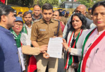 यूकेडी ने किया पुलिस मुख्यालय का घेराव UKD laid siege to police headquarters