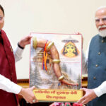 सीएम धामी ने पीएम मोदी से की मुलाकात, उत्तराखंड आगमन का दिया निमंत्रण CM Dhami met with PM Modi