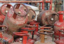 उत्तराखंड के 44 हजार गैस उपभोक्ताओं को सरेंडर करना होगा सिलेंडर 44000 Gas Consumers Will Have to Surrender Their Cylinders