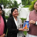 यूपीएससी में रैंक हासिल कर बेटियों ने बढ़ाया प्रदेश का मान : मुख्यमंत्री Daughters have increased prestige of the state