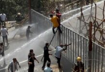 यूकेडी ने भराड़ीसैंण में किया उग्र प्रदर्शन, कई गिरफ्तार UKD staged a violent protest in Bhararisain