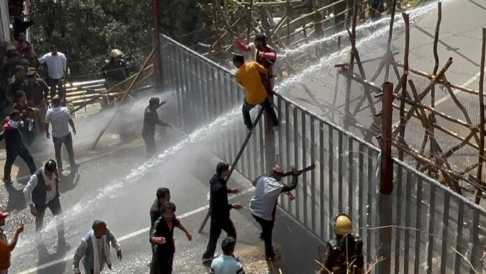 UKD staged a violent protest in Bhararisain