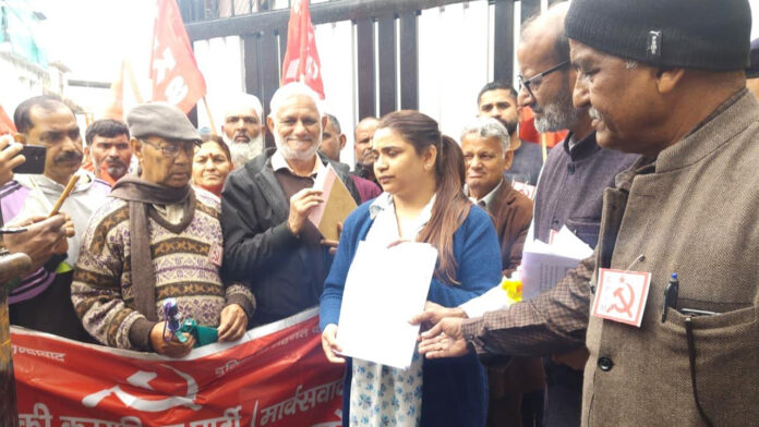 CPI-M CPI(M) Stages Vigorous Protest in Doon