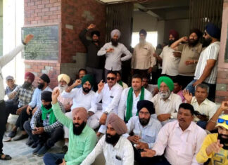 गेहूं की खरीद शुरू ना होने से किसानों में भारी आक्रोश, उग्र आंदोलन की दी चेतावनी Widespread Outrage Among Farmers