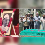 राष्ट्रपति मुर्मू ने फखरुद्दीन अली अहमद को श्रद्धांजलि अर्पित की President Murmu paid tribute to Fakhruddin Ali Ahmed