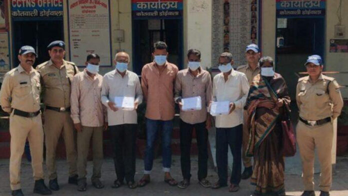 6 Elderly Thieves Arrested