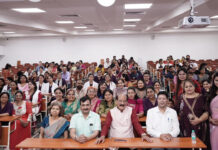 स्वास्थ्यकर्मियों को गृह जनपद में मिले तैनाती : उनियाल Healthcare workers should be posted in their home district