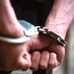लिफ्ट मांगने के बहाने बाइक लूटने वाले तीन गिरफ्तार Three arrested for robbing a bike