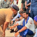 केतन हत्याकांड में टिहरी जा रहे सांसद चंद्रशेखर और विधायक उमेश को पुलिस ने रोका Police stop MP Chandrashekhar Azad
