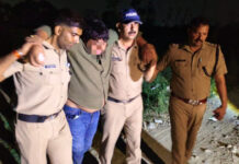 मुठभेड़ के बाद दो बदमाश गिरफ्तार, गोली लगने से एक बदमाश घायल Two Criminals Arrested After Encounter