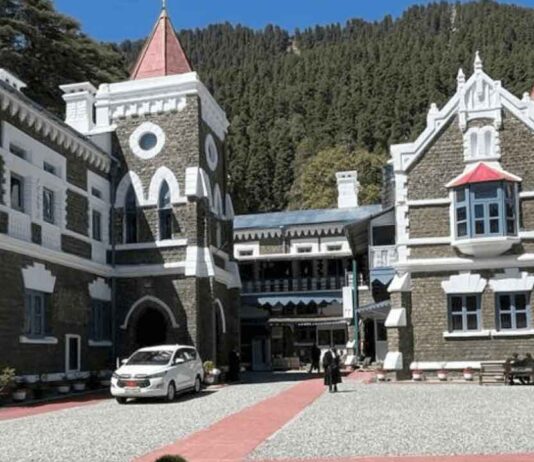 सचिव अल्पसंख्यक को हाईकोर्ट से अवमानना नोटिस जारी High Court issues contempt notice to Minority Affairs Secretary