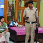 हरिद्वार जमीन घोटाले में आईएएस के घर विजिलेंस की छापेमारी Vigilance raids IAS officer home