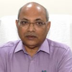 आपदा राहत कार्यों में तेजी लाएं, अवरुद्ध मार्गों को प्राथमिकता से खोलें : आयुक्त Prioritize clearing blocked routes