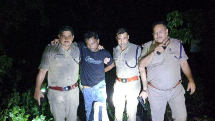 Criminal injured in police encounter