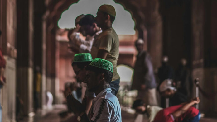 Challenges Facing the Muslim Community