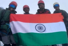 तीन एनसीसी कैडेटों ने माउंट देव टिब्बा में लहराया तिरंगा Three NCC cadets hoisted Tricolour on Mount Deo Tibba
