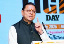 सिंगल-यूज प्लास्टिक के विरुद्ध जनभागीदारी से चलाना होगा प्रभावी अभियान : मुख्यमंत्री धामी A campaign must be launched against single-use plastic