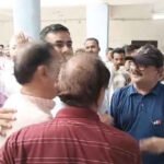 विजिलेंस टीम को तहसील परिसर में सारी रात बनाए रखा बंधक Vigilance team held hostage all night