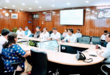 पीएनजी पाइपलाइन बिछाने का कार्य युद्धस्तर पर करें : बर्द्धन Carry out work of laying PNG pipeline on a war footing