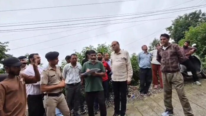 Eviction notices issued for several buildings in Jharipani